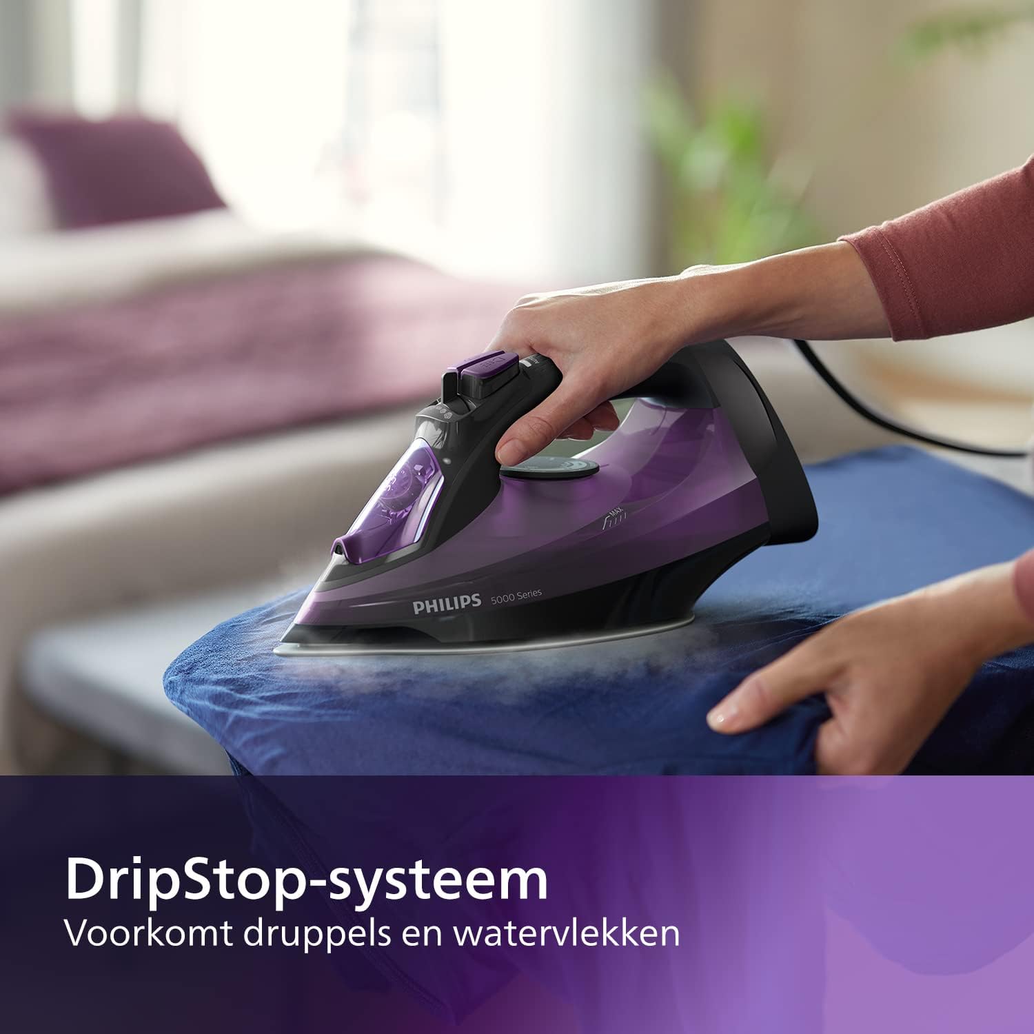 2400W Steam Iron 180g Steam Boost SteamGlide Soleplate Anti Drip