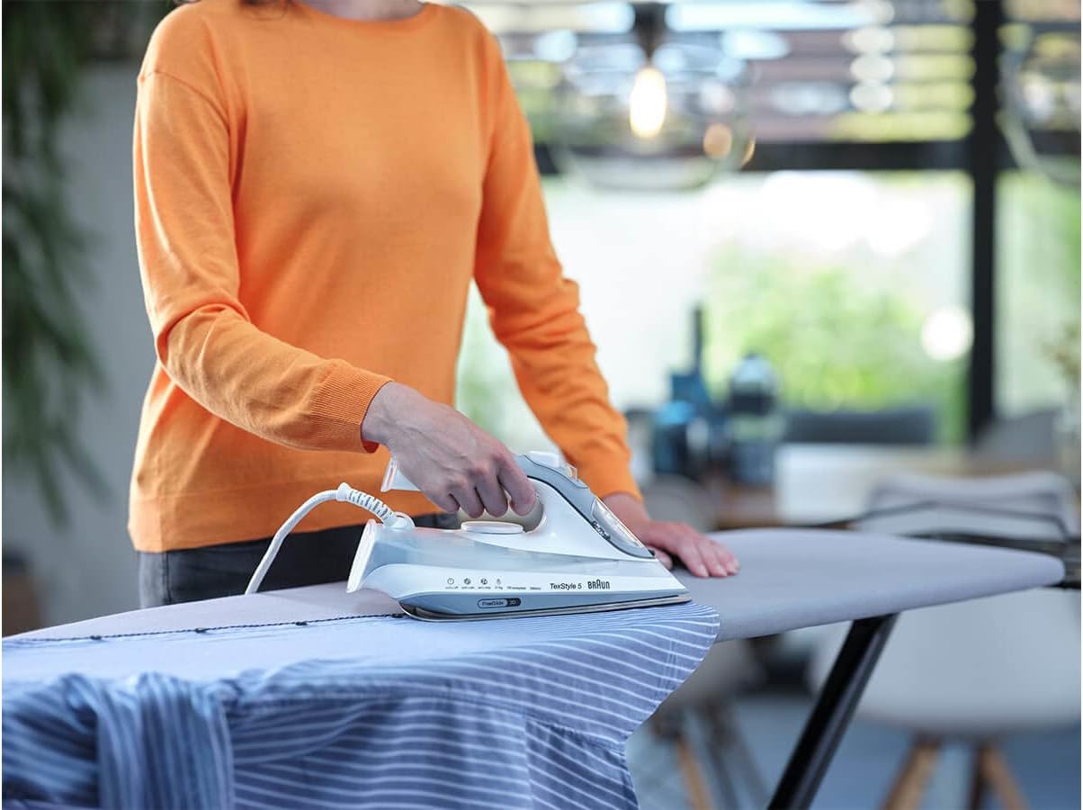 Steam Iron Powerful Ceramic Soleplate Fast Heat Anti Drip