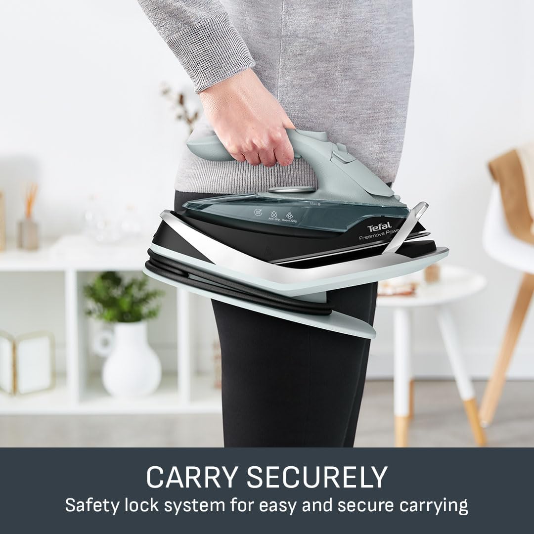 Cordless Steam Iron 2600W 220g Steam Boost Ceramic Soleplate Auto Off