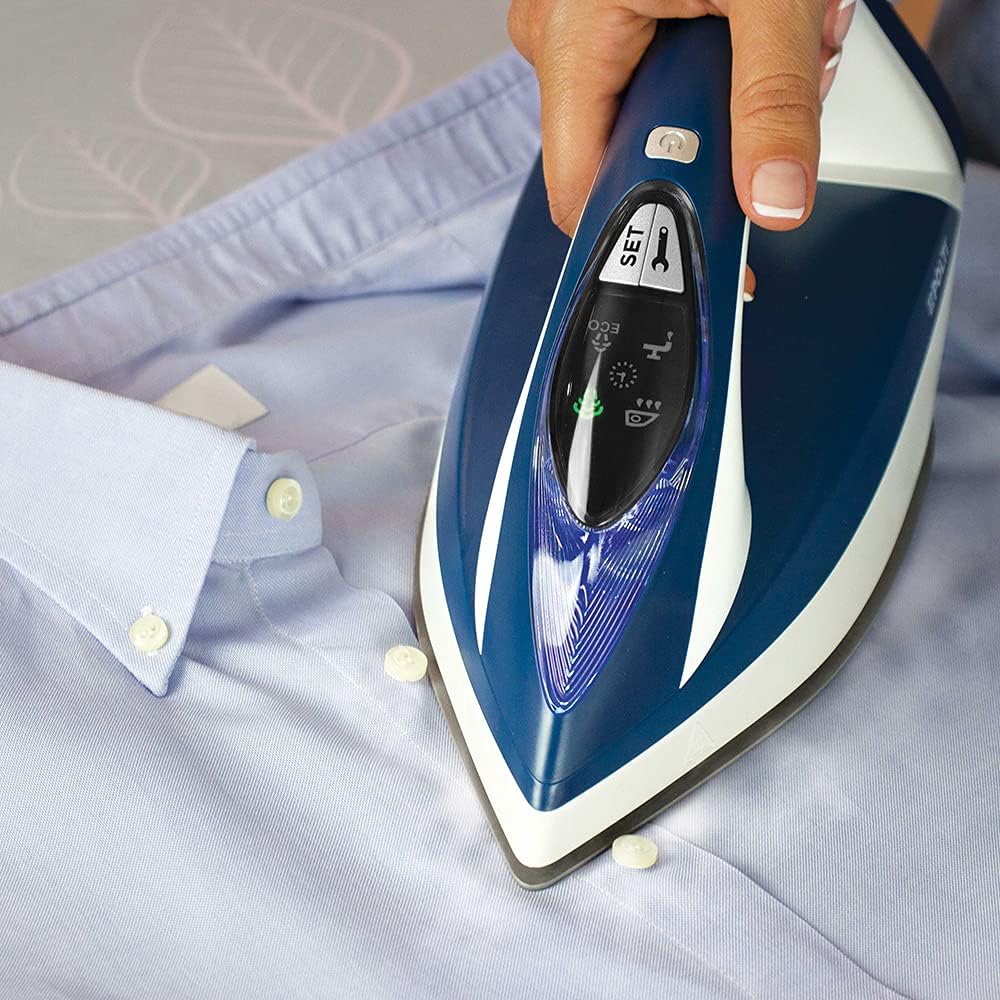 Steam Generator Iron 8 Bar Pressure 240g Boost Ceramic Soleplate