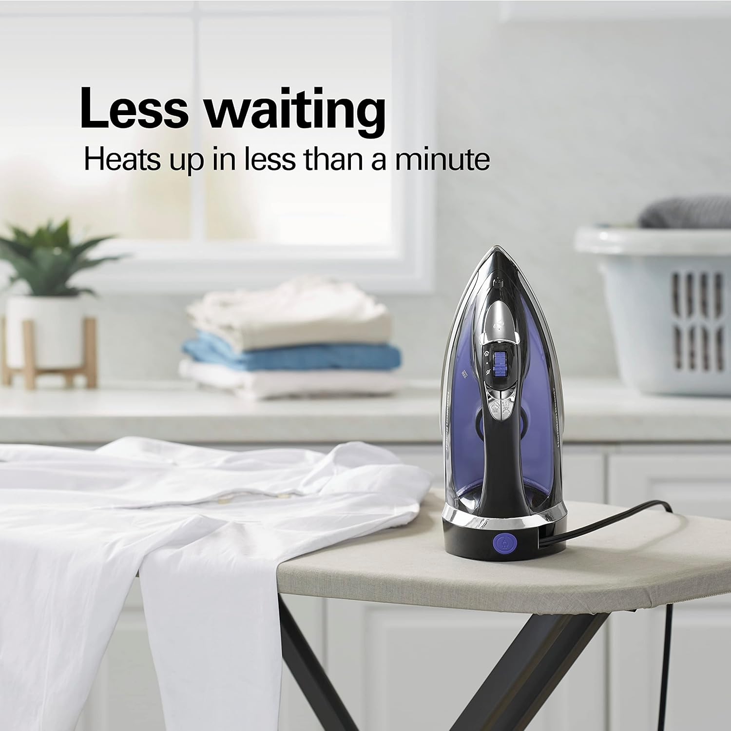 1200W Steam Iron with Stainless Soleplate Retractable Cord