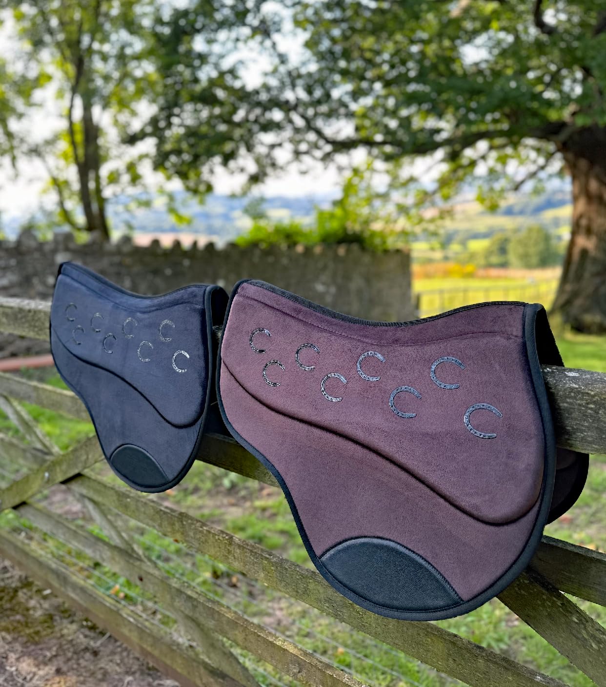 Tech Velvet Jump Saddle Pad Anti Slip Black