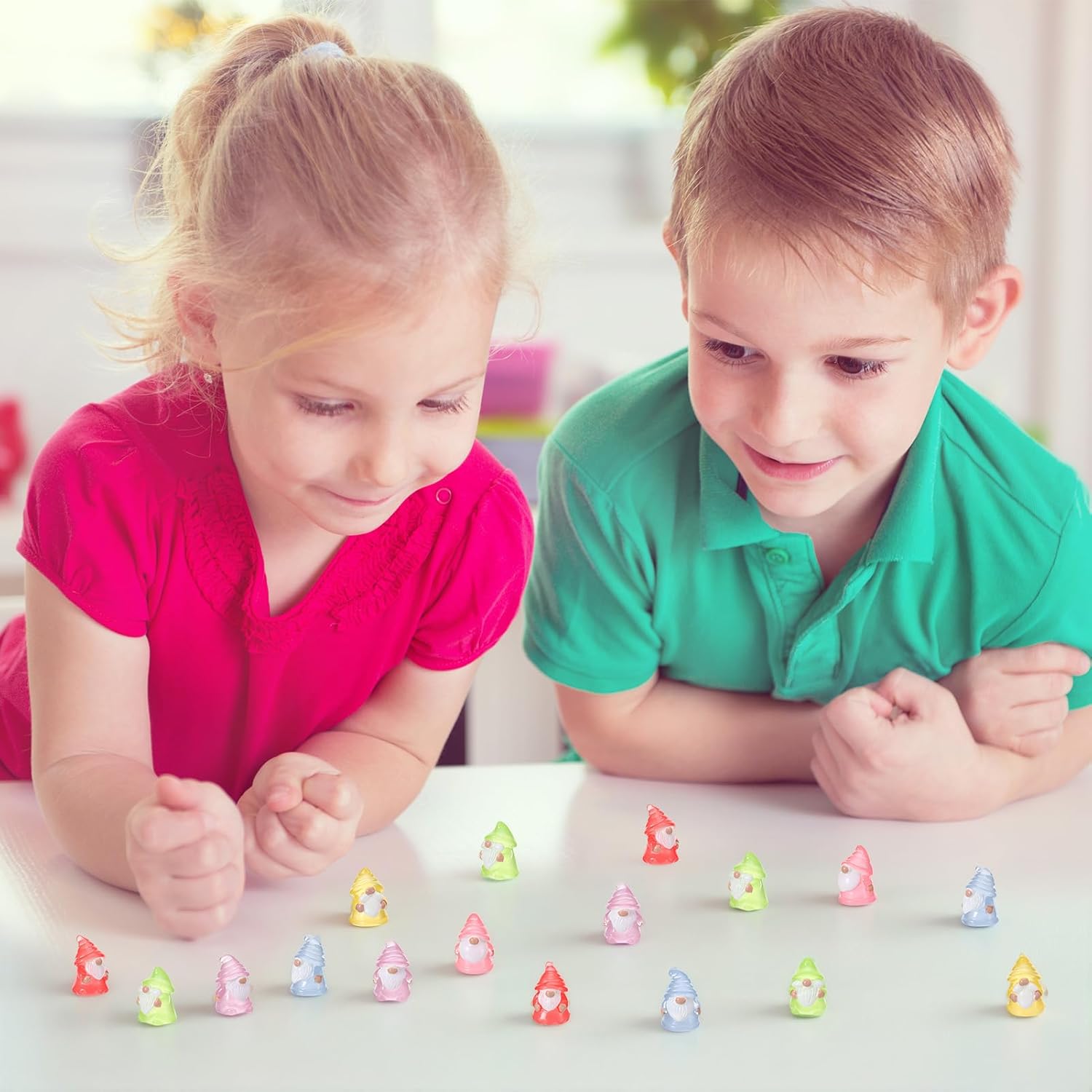 30pcs Mini Gnome Figurines Glow in Dark Resin Fairy Garden Decor