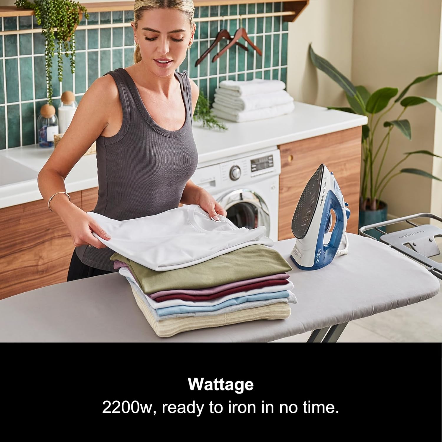 2200W Steam Iron Ceramic Soleplate 100g Boost Lightweight