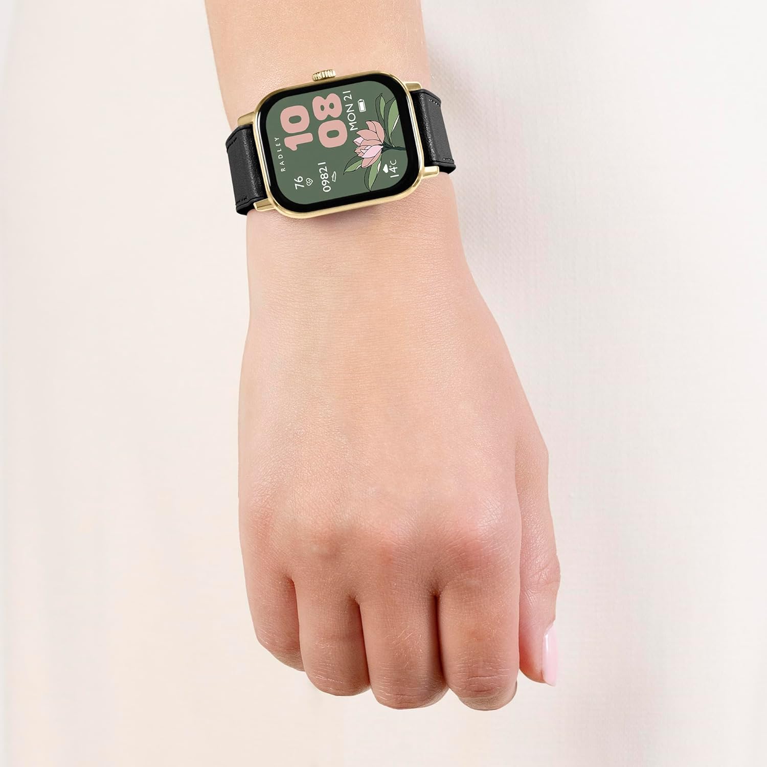 Black Smart Watch Bluetooth Calling Fitness Tracker