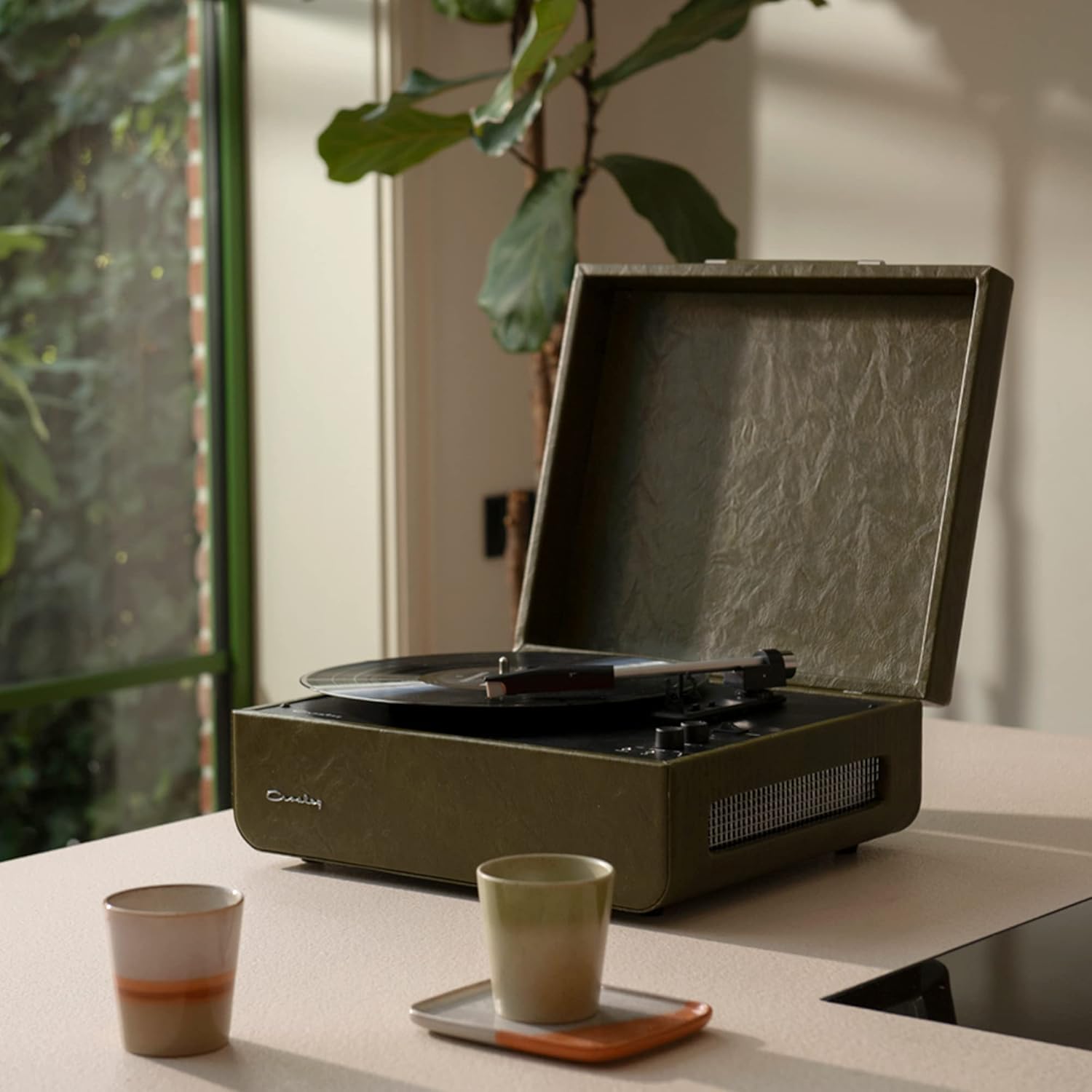 Portable Bluetooth Record Player 3 Speed Suitcase Green