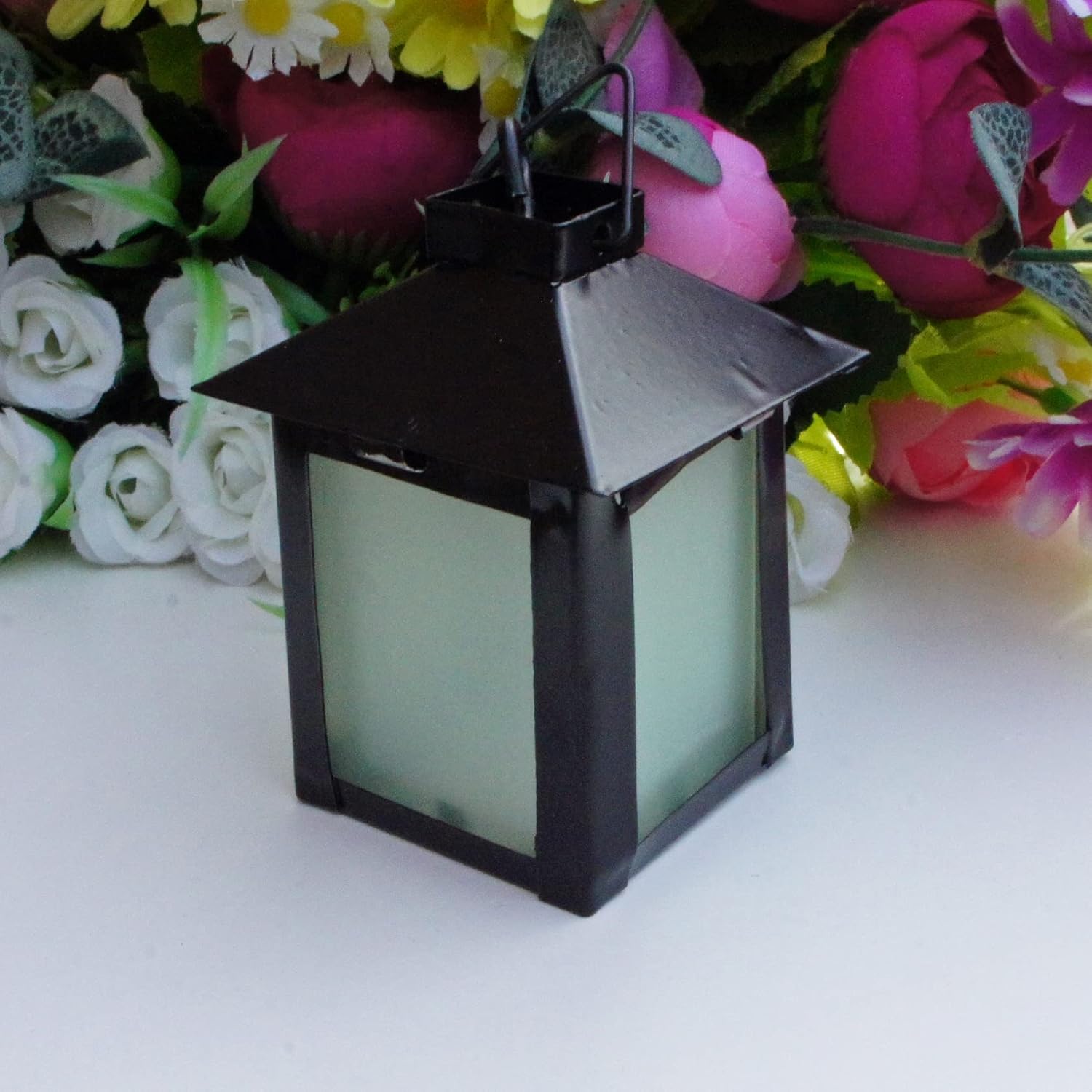 Glow in Dark Garden Gnome Solar Lantern Resin Outdoor Statue 31cm