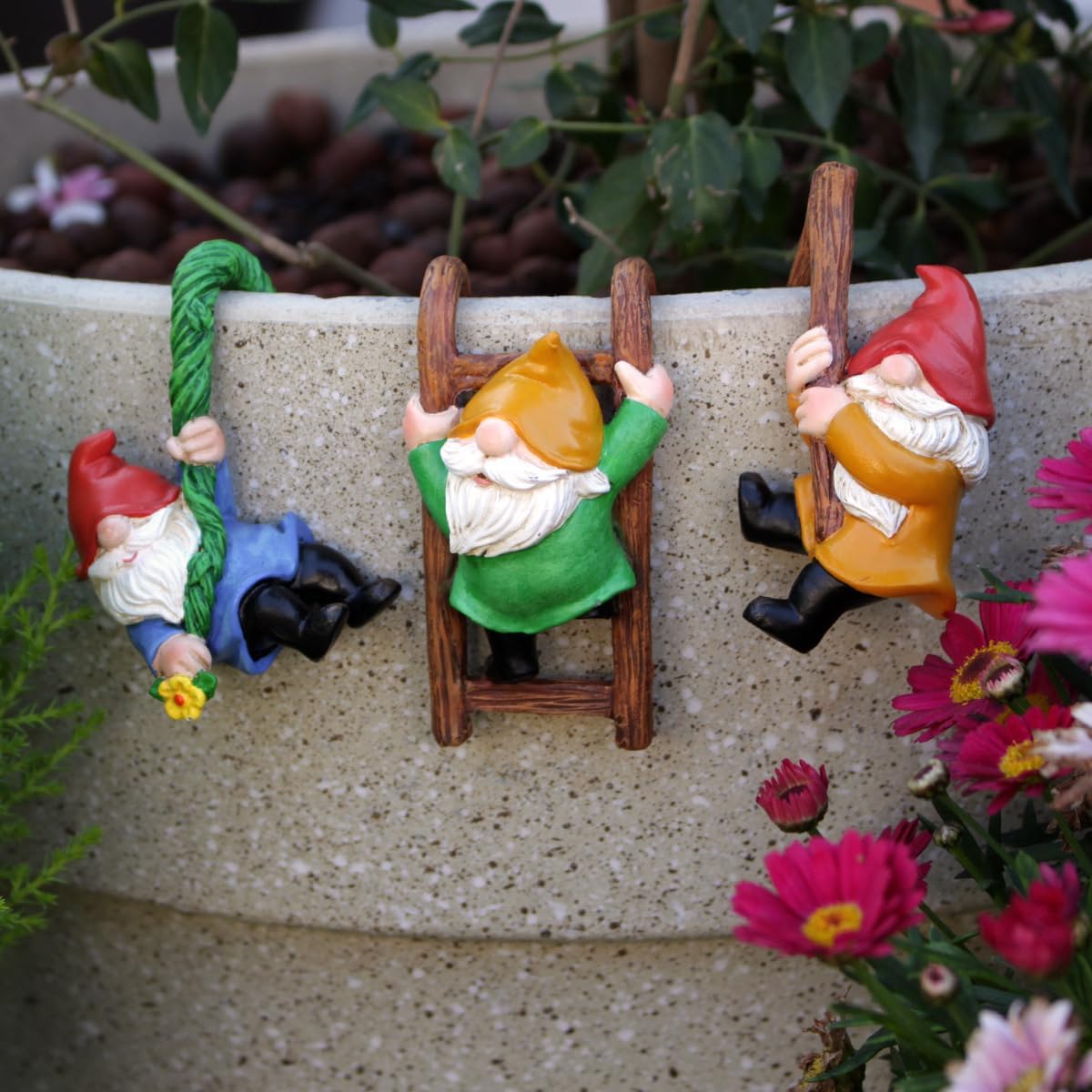 3Pcs Climbing Garden Gnomes Resin Tree Hugger Flower Pot Decor