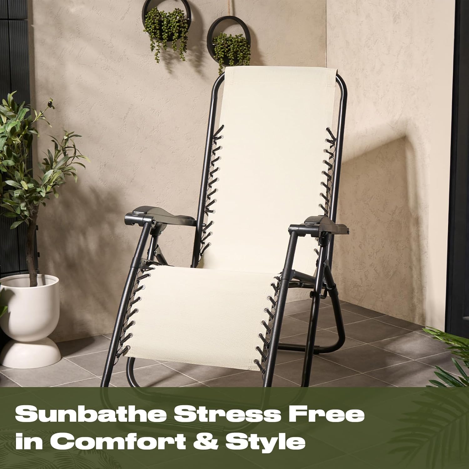 2 Zero Gravity Sun Lounger Reclining Chairs Cream