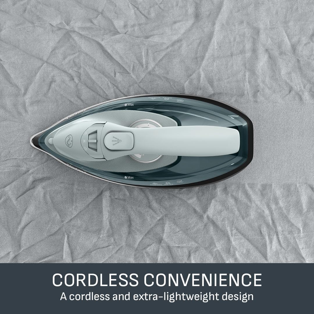 Cordless Steam Iron 2600W 220g Steam Boost Ceramic Soleplate Auto Off