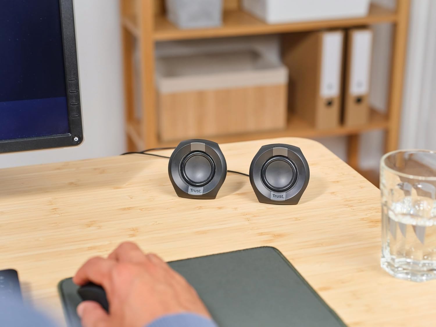 Compact PC Speakers USB Powered 8W Stereo AUX Desktop