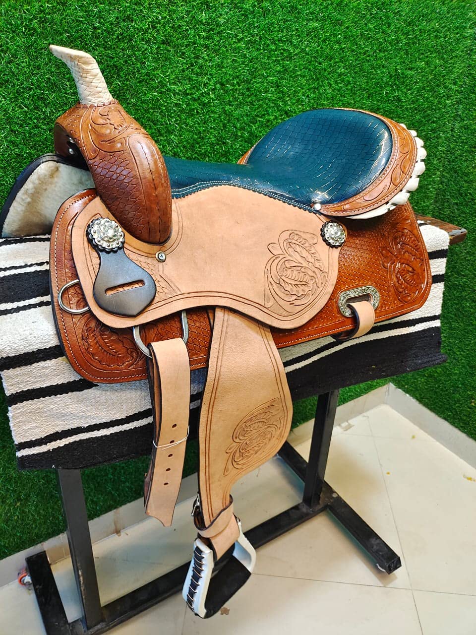 Leather Western Horse Saddle 11.5 Inch Barrel Trail Seat
