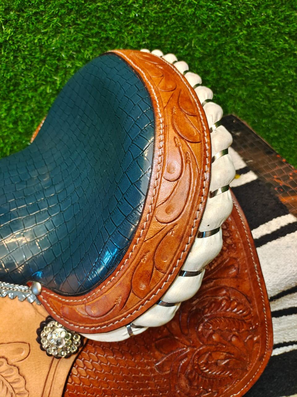Leather Western Horse Saddle 11.5 Inch Barrel Trail Seat