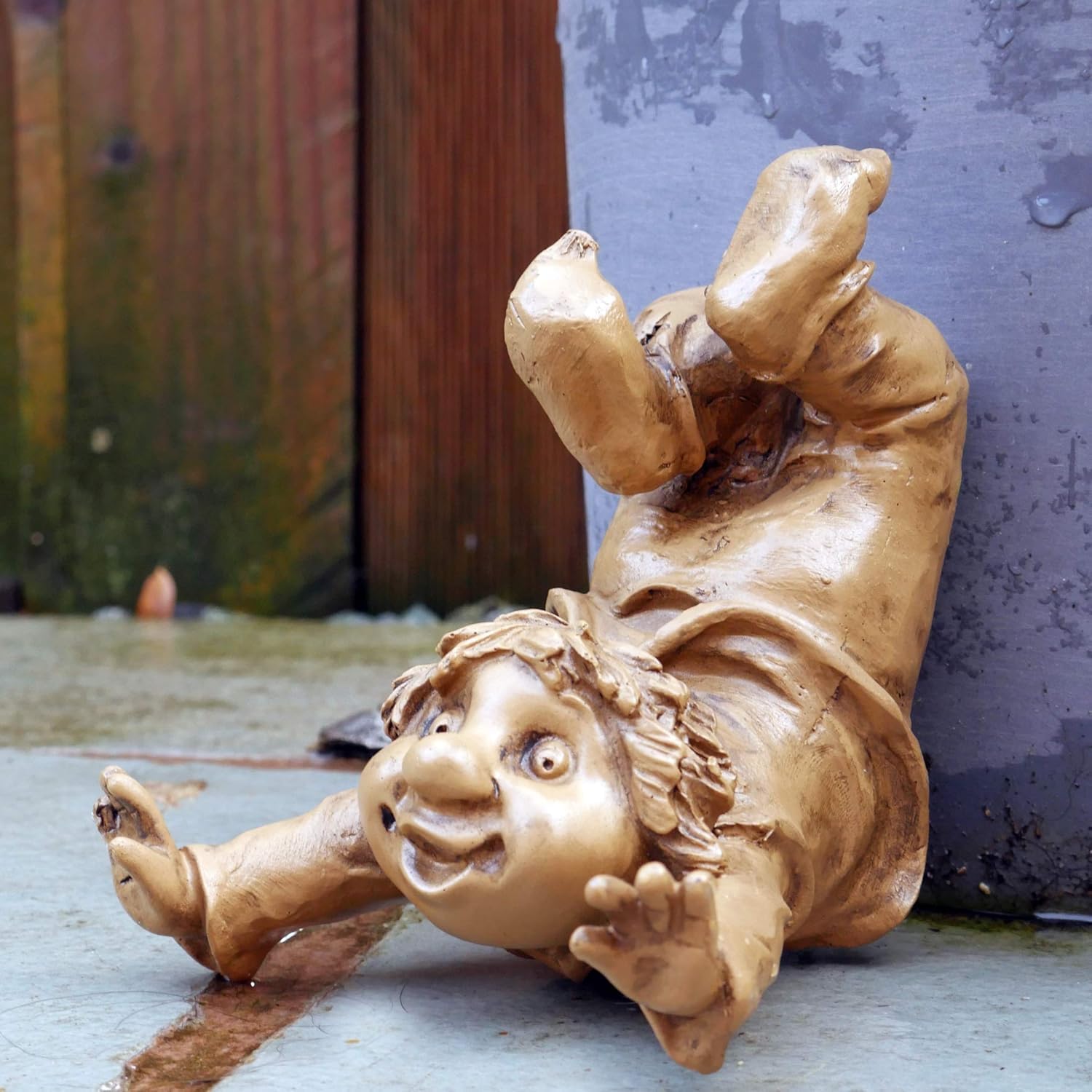 Hanging Garden Gnome Tree Hugger Ornament Resin Peeker Elf Decor