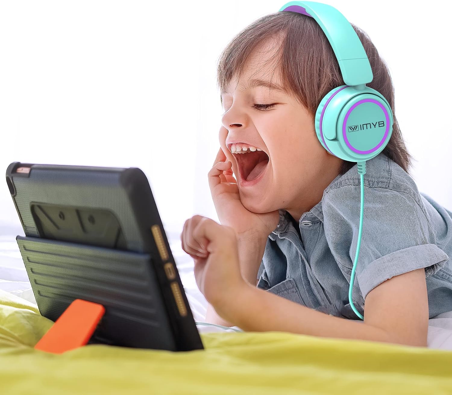 Kids Wired On Ear Headphones Safe Volume Foldable 3.5mm