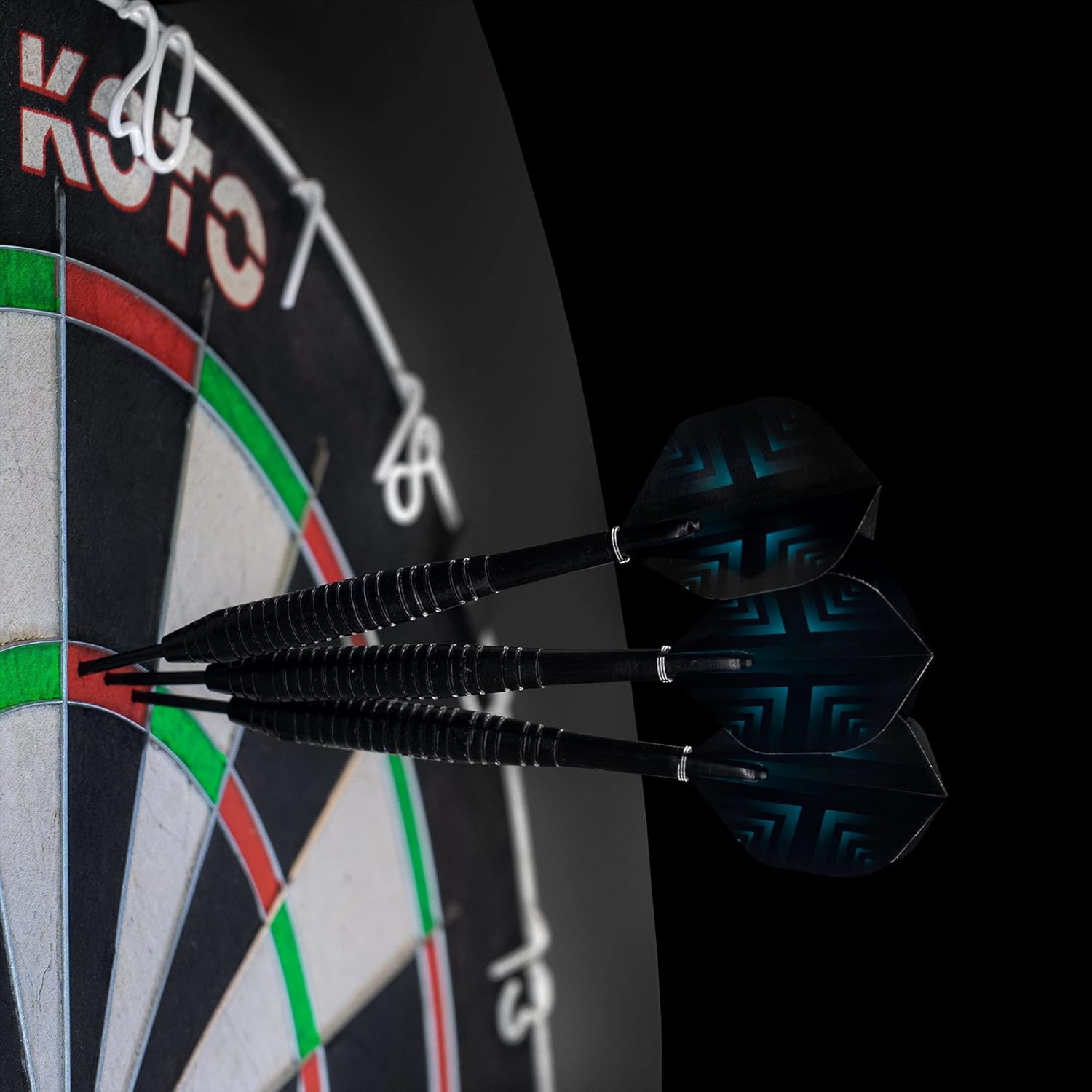 Professional Sisal Dartboard Set Staple-Free Bullseye w/ Darts Kit