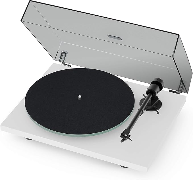 HiFi Turntable with Ortofon OM10 Cartridge White