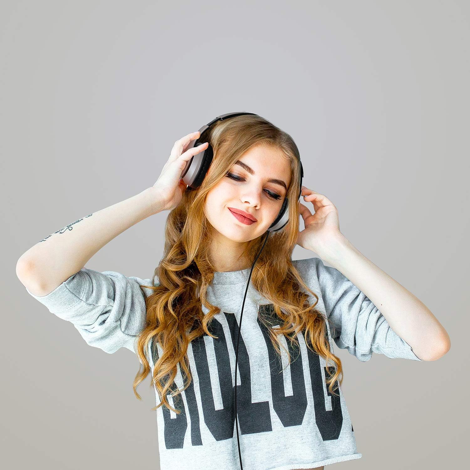 Wired Over Ear Headphones With Mic Stereo Bass 3.5mm Silver