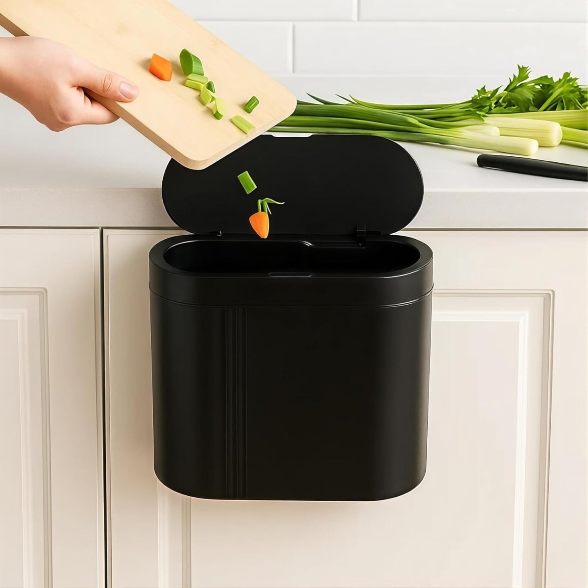7.5L Automatic Touchless Bathroom Bin Motion Sensor Odour Seal Black - Kwikley