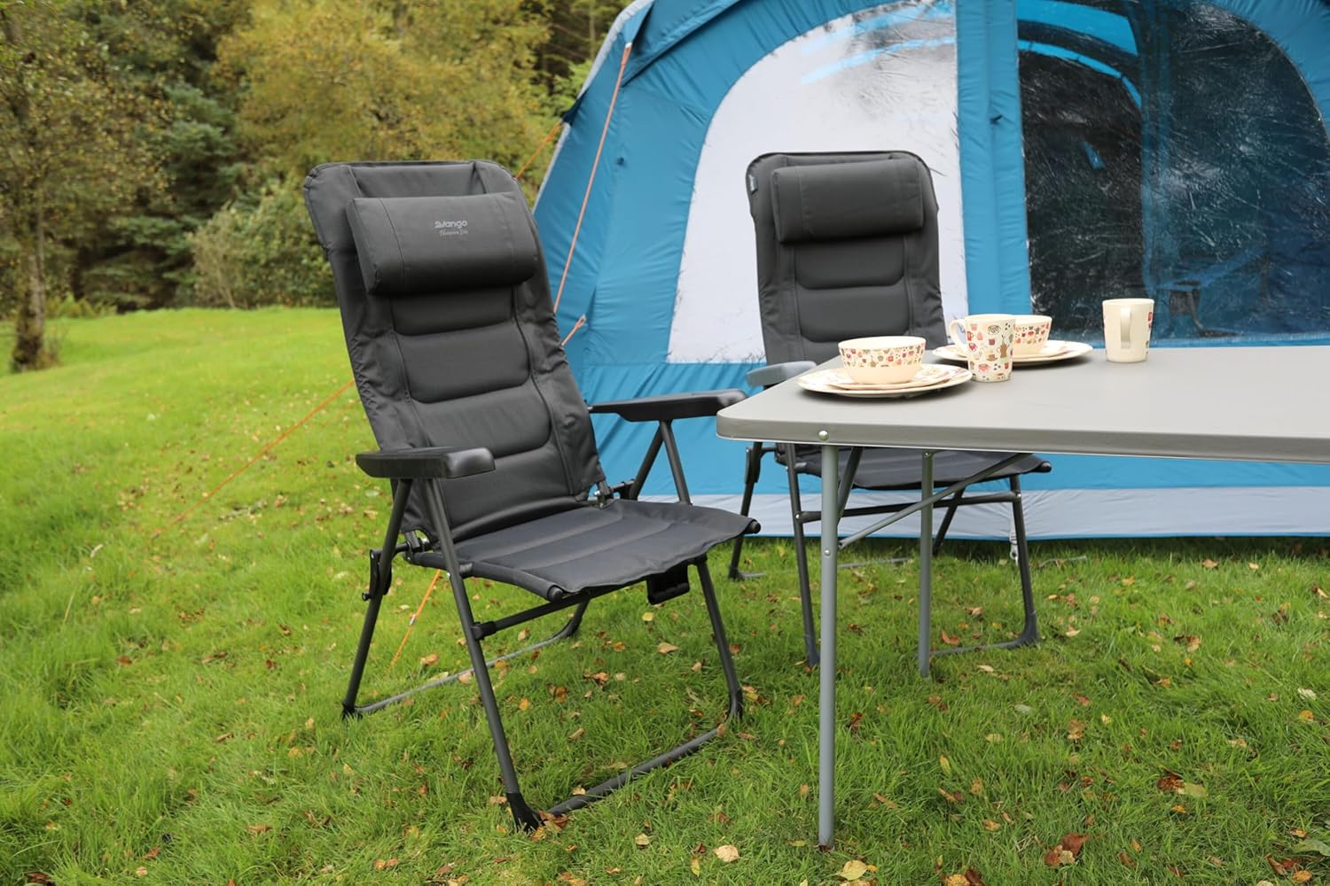 Black Reclining Camping Chair 7 Position Padded Lounger Seat
