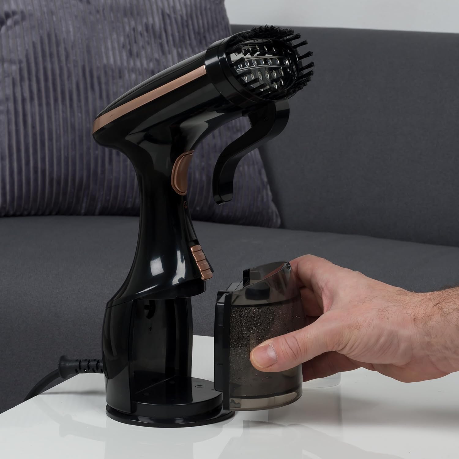 Handheld Clothes Steamer 1500W 270ml Tank Fast Heat 2 Modes