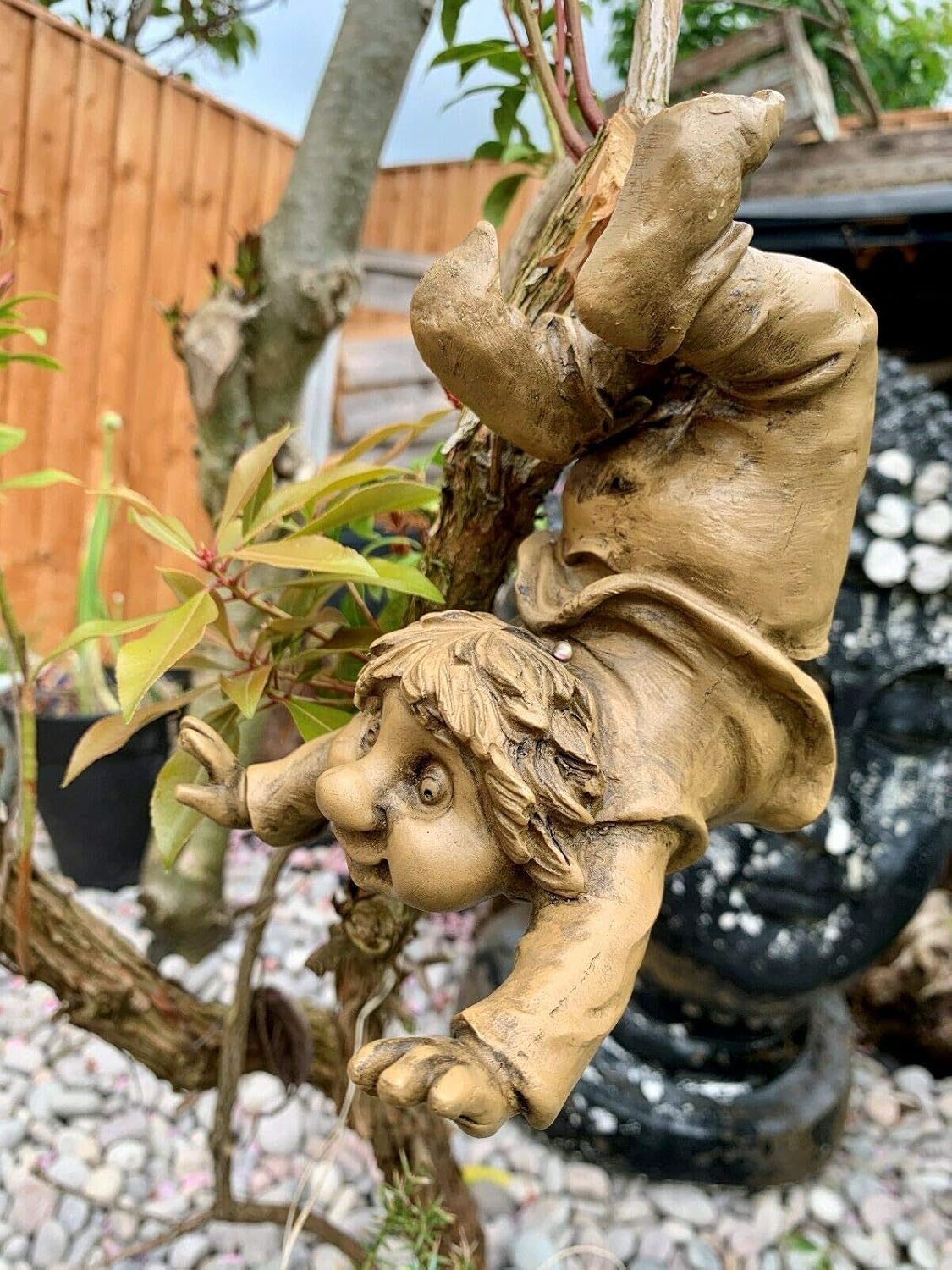 Hanging Garden Gnome Tree Hugger Ornament Resin Peeker Elf Decor