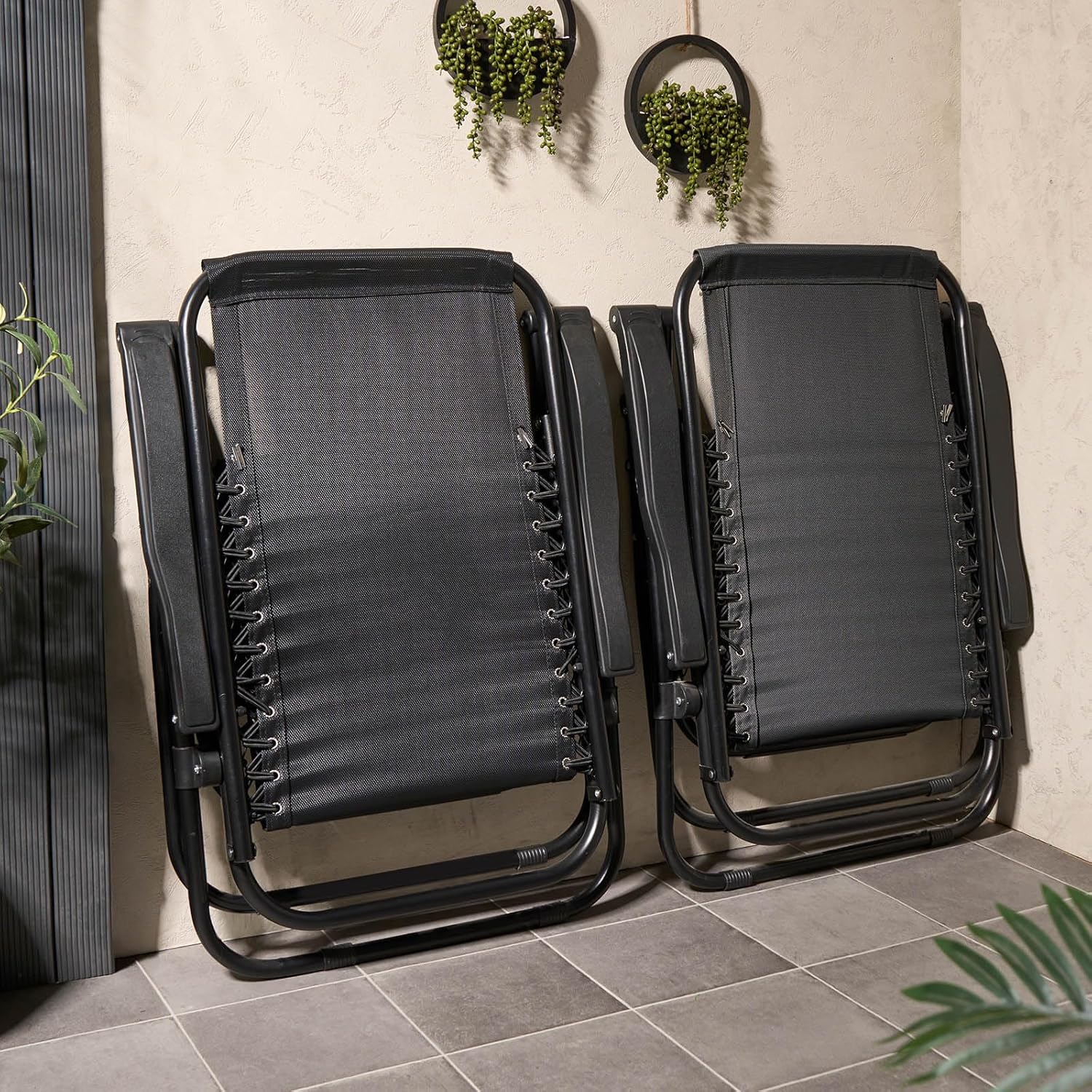 2 Zero Gravity Garden Recliner Chairs Folding Black