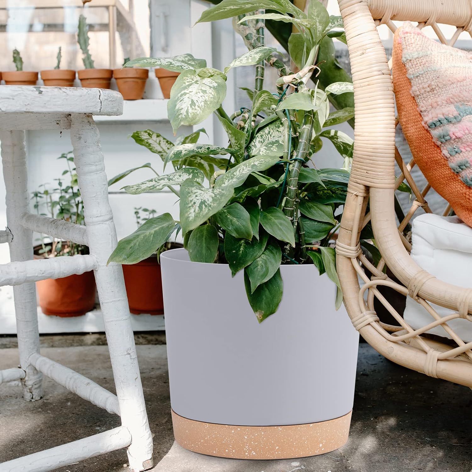 Set of 2 30.5cm Plant Pots Light Grey Planters with Saucer