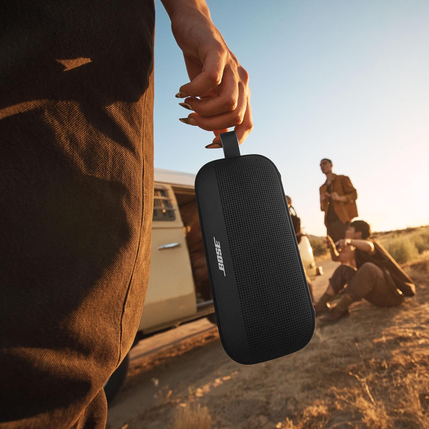 Portable Bluetooth Speaker Waterproof Dustproof 12Hr Playtime HiFi