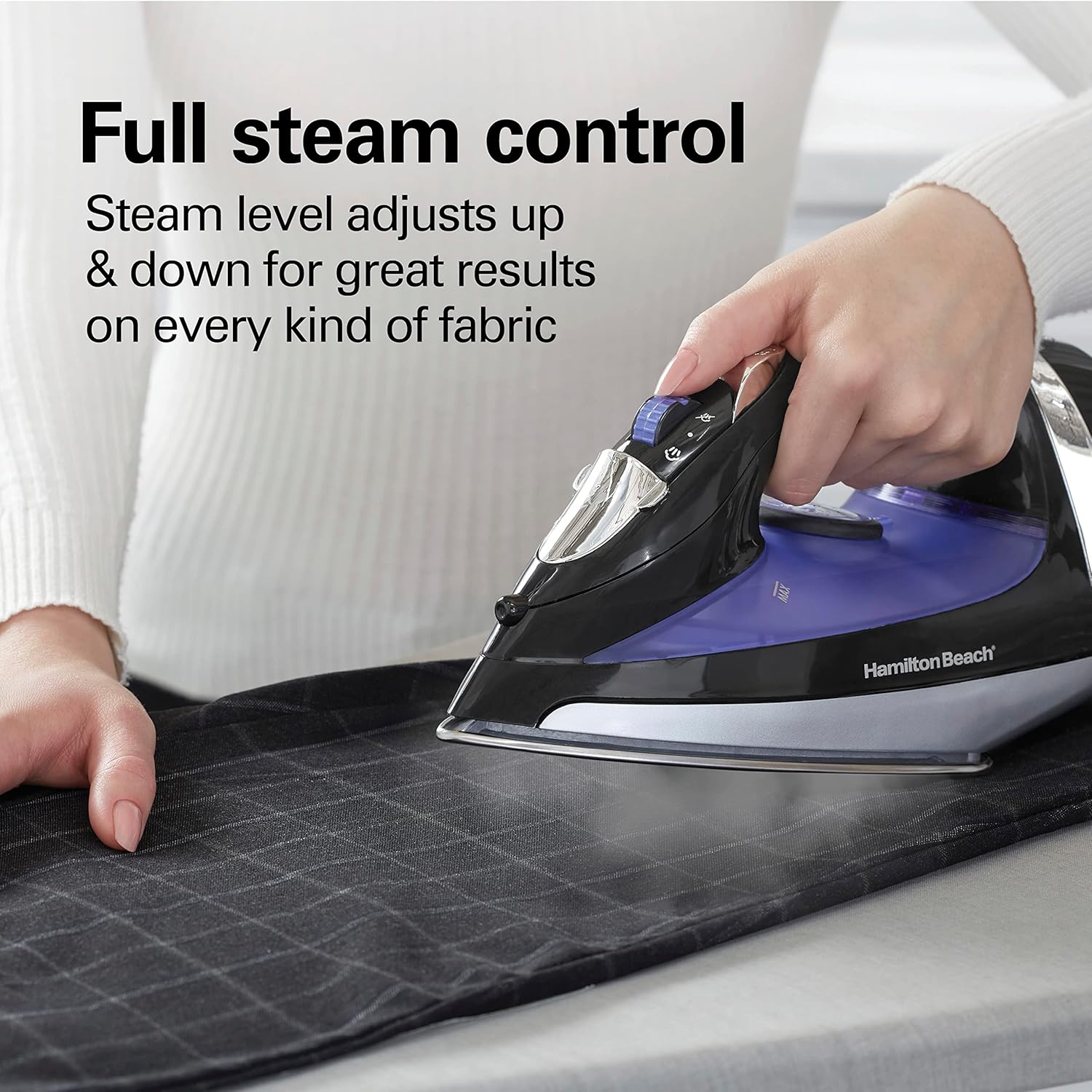 1200W Steam Iron with Stainless Soleplate Retractable Cord