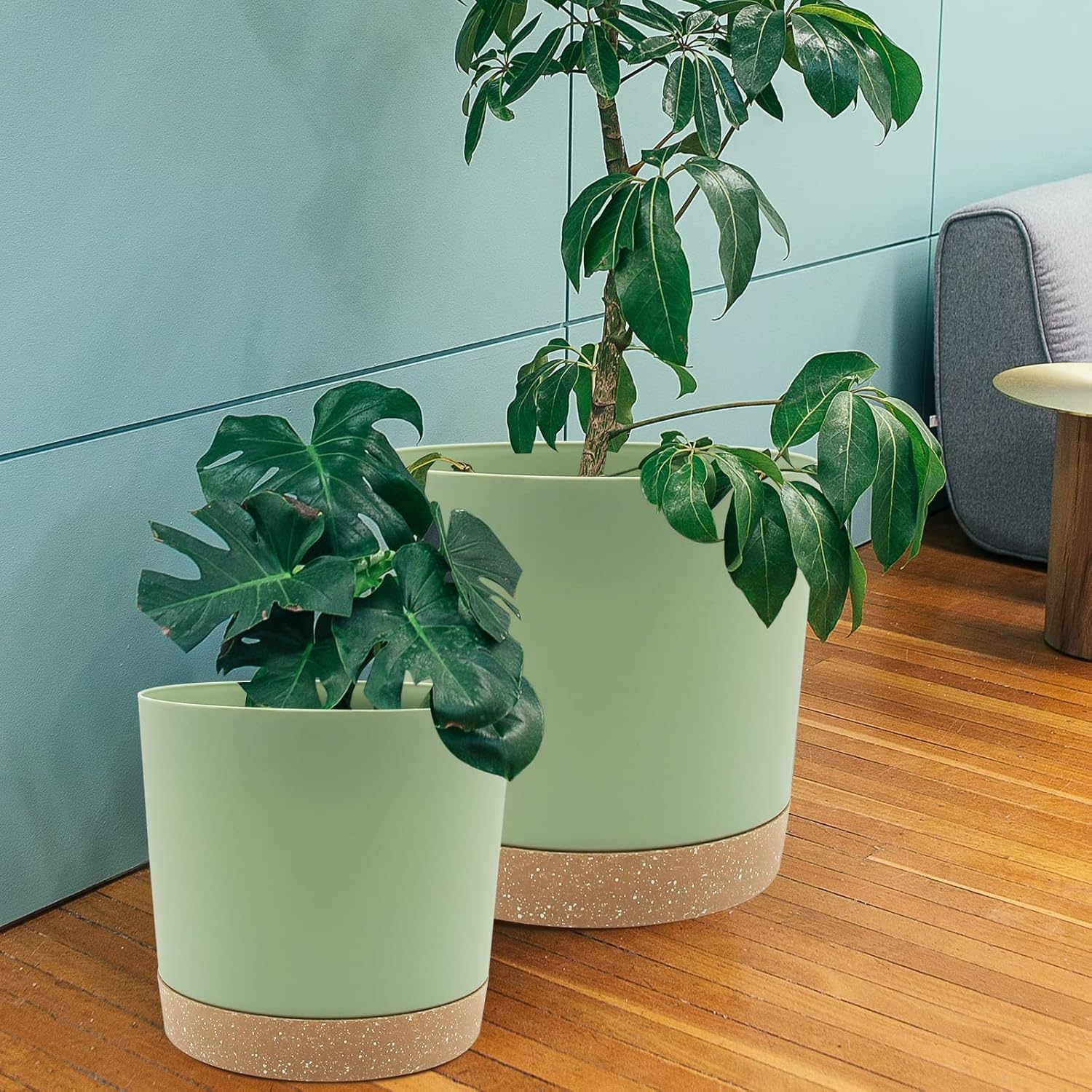 Set of 2 30.5cm Plant Pots Green Planters with Drainage Tray
