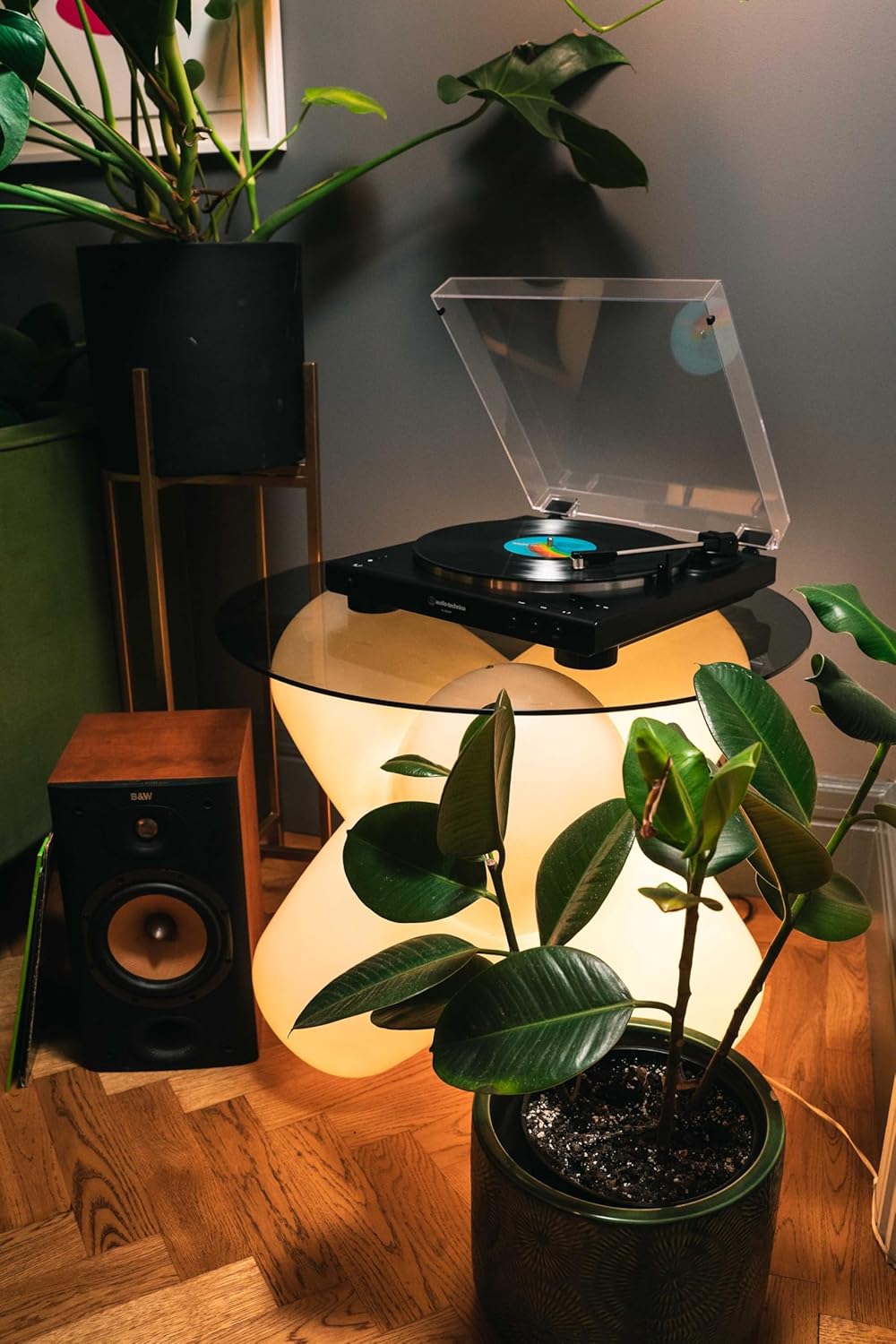 Bluetooth Automatic Vinyl Record Player Turntable 33/45RPM Built-In Preamp