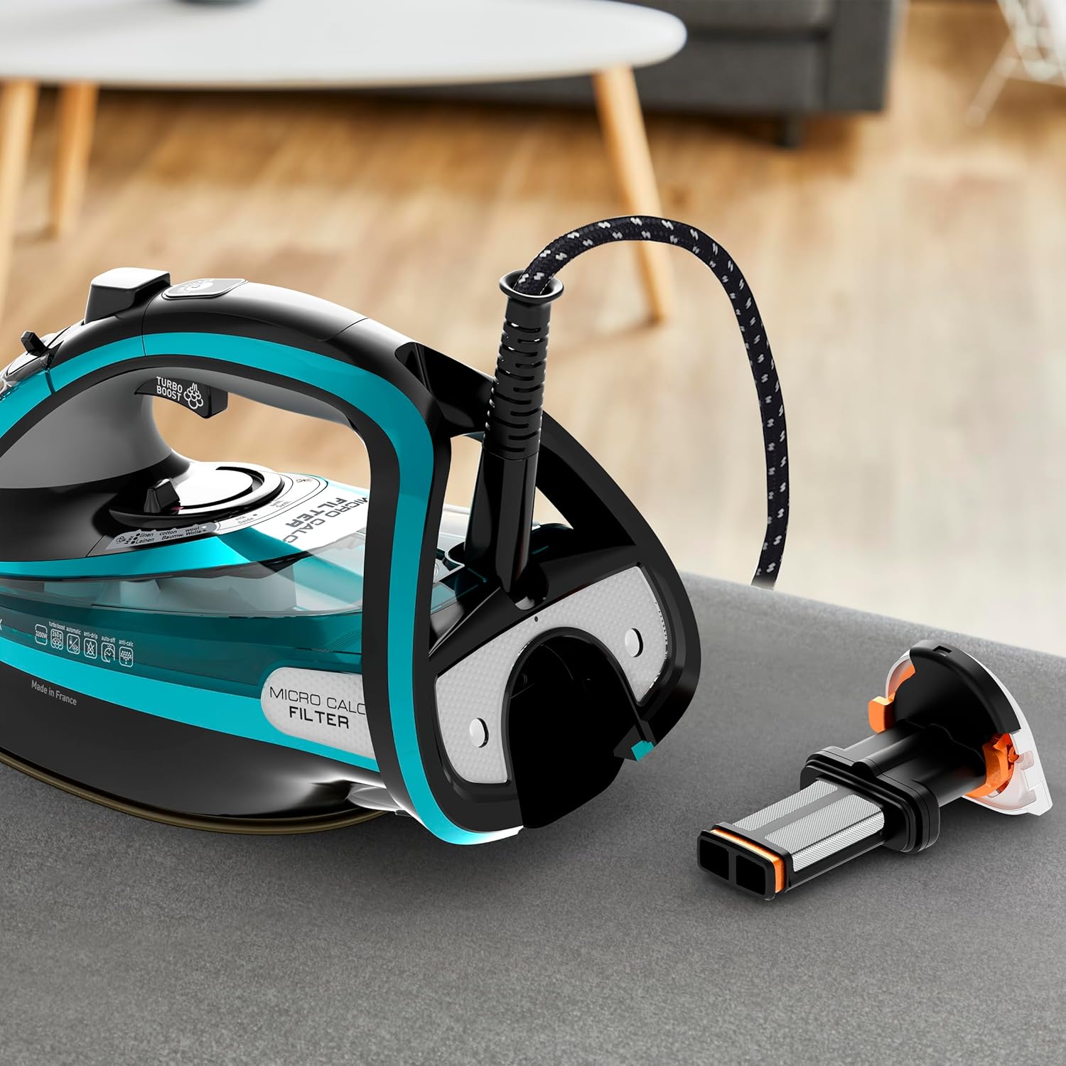 Powerful Steam Iron 3200W Durilium Soleplate Micro Calc Filter