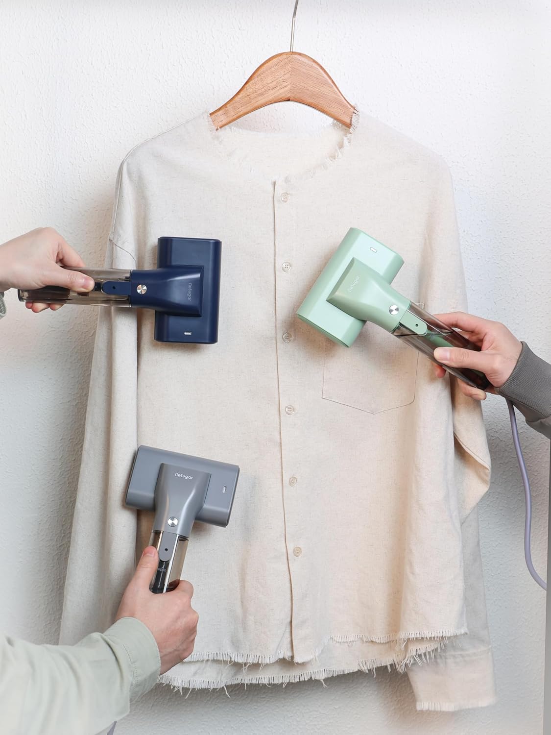 Portable Garment Steamer 1200W Global Voltage Fast Heat Travel