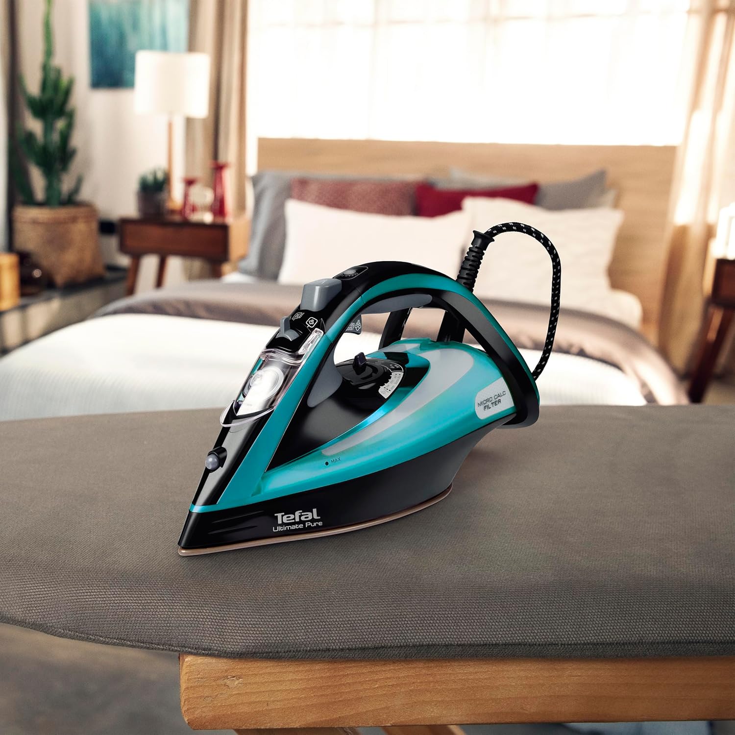 Powerful Steam Iron 3200W Durilium Soleplate Micro Calc Filter