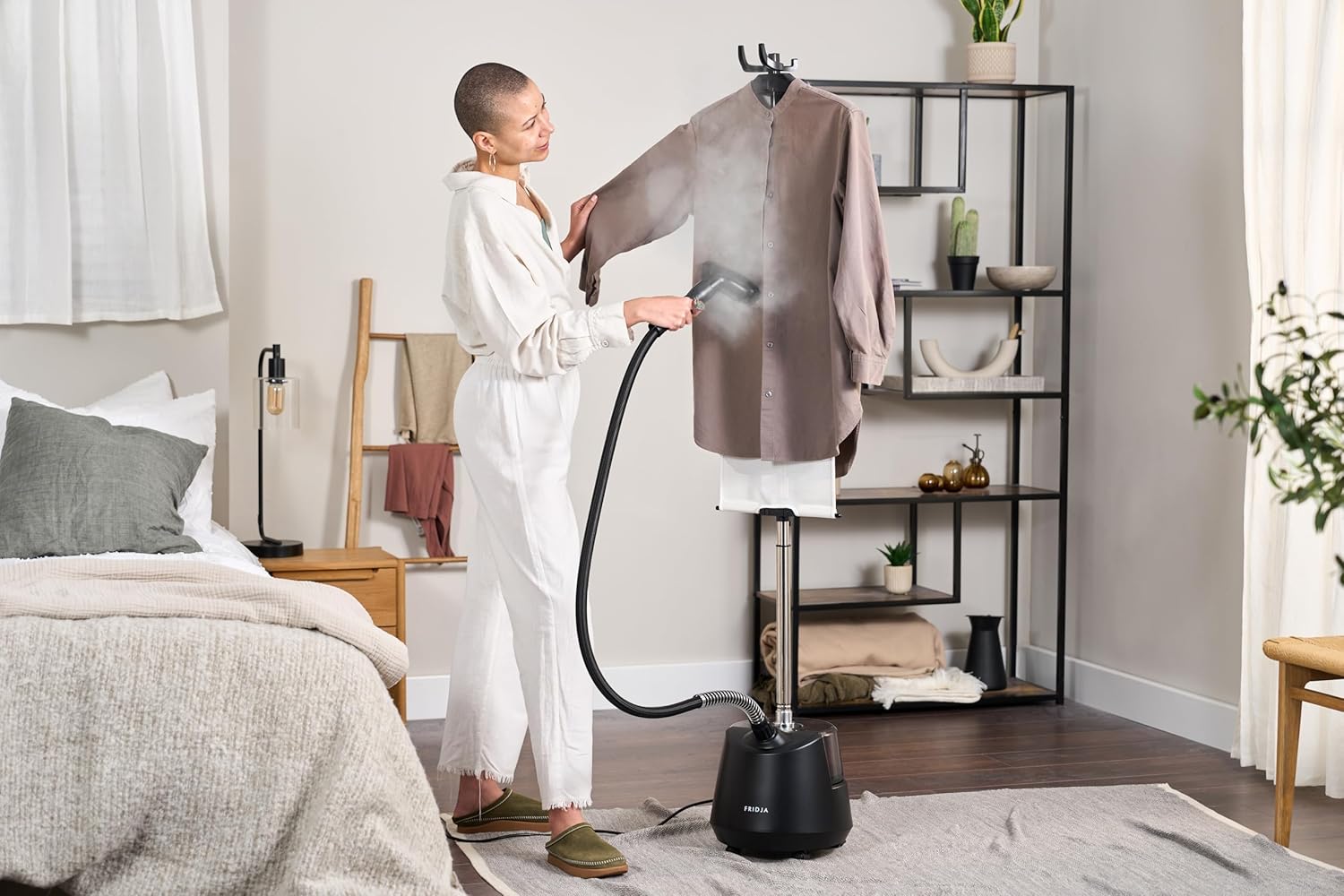 2200W Garment Steamer Pro 3L Tank Fast Heat Upright Clothes Steamer