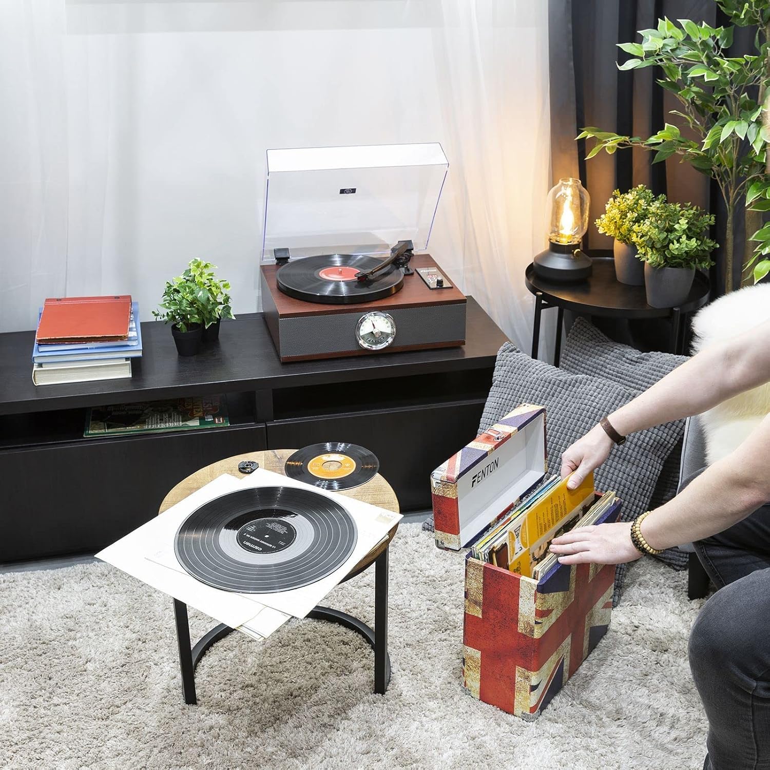 Retro Record Player CD Bluetooth Built In Speakers Dark Wood