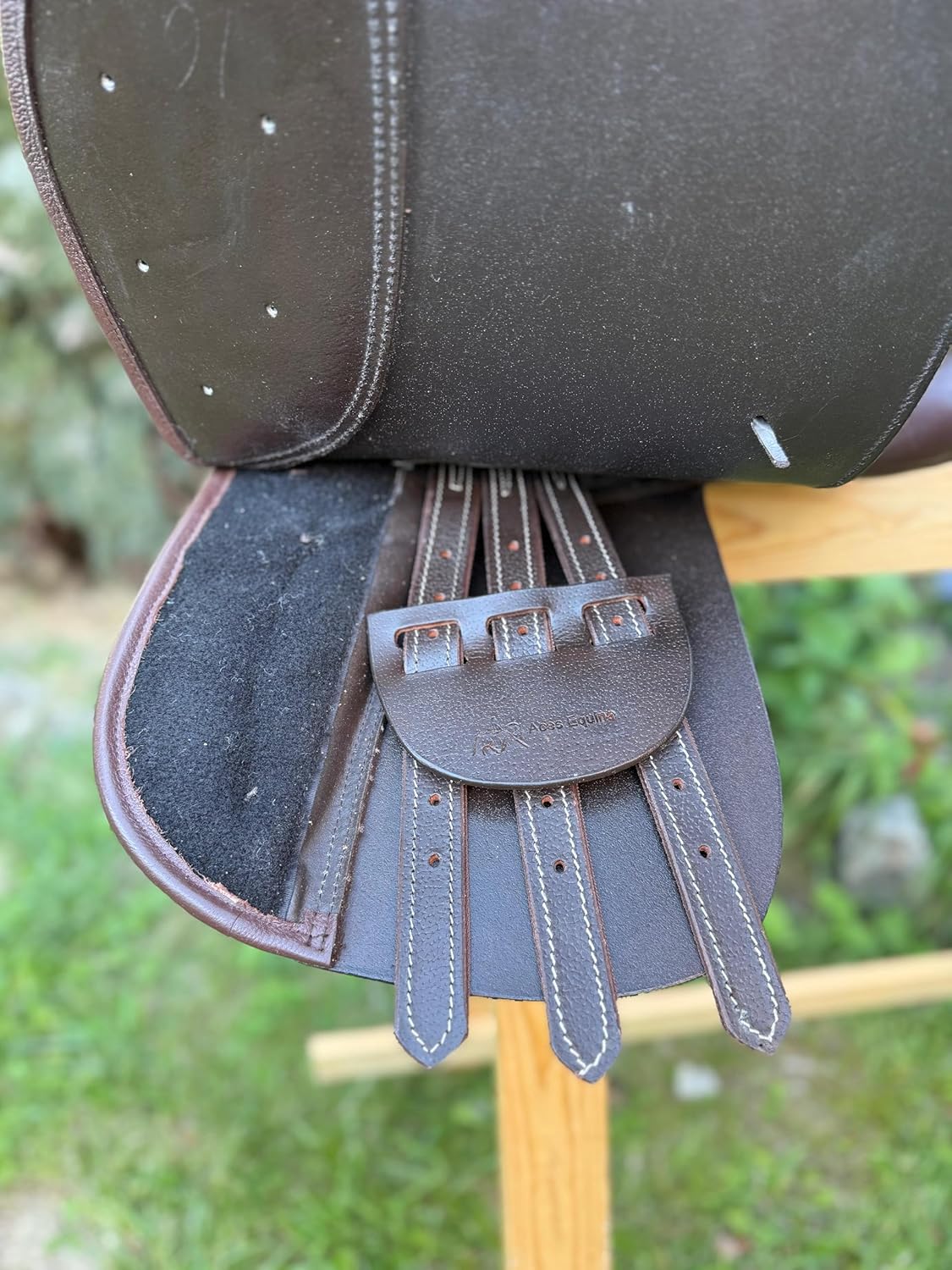 17 Inch Brown Full Grain Leather Jumping English Saddle