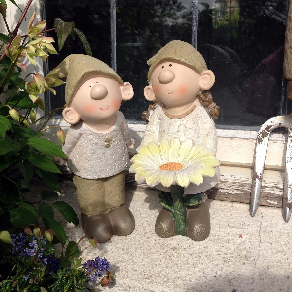 Garden Elf Gnome Ornament Set Resin Fairy Daisy Statues Decor