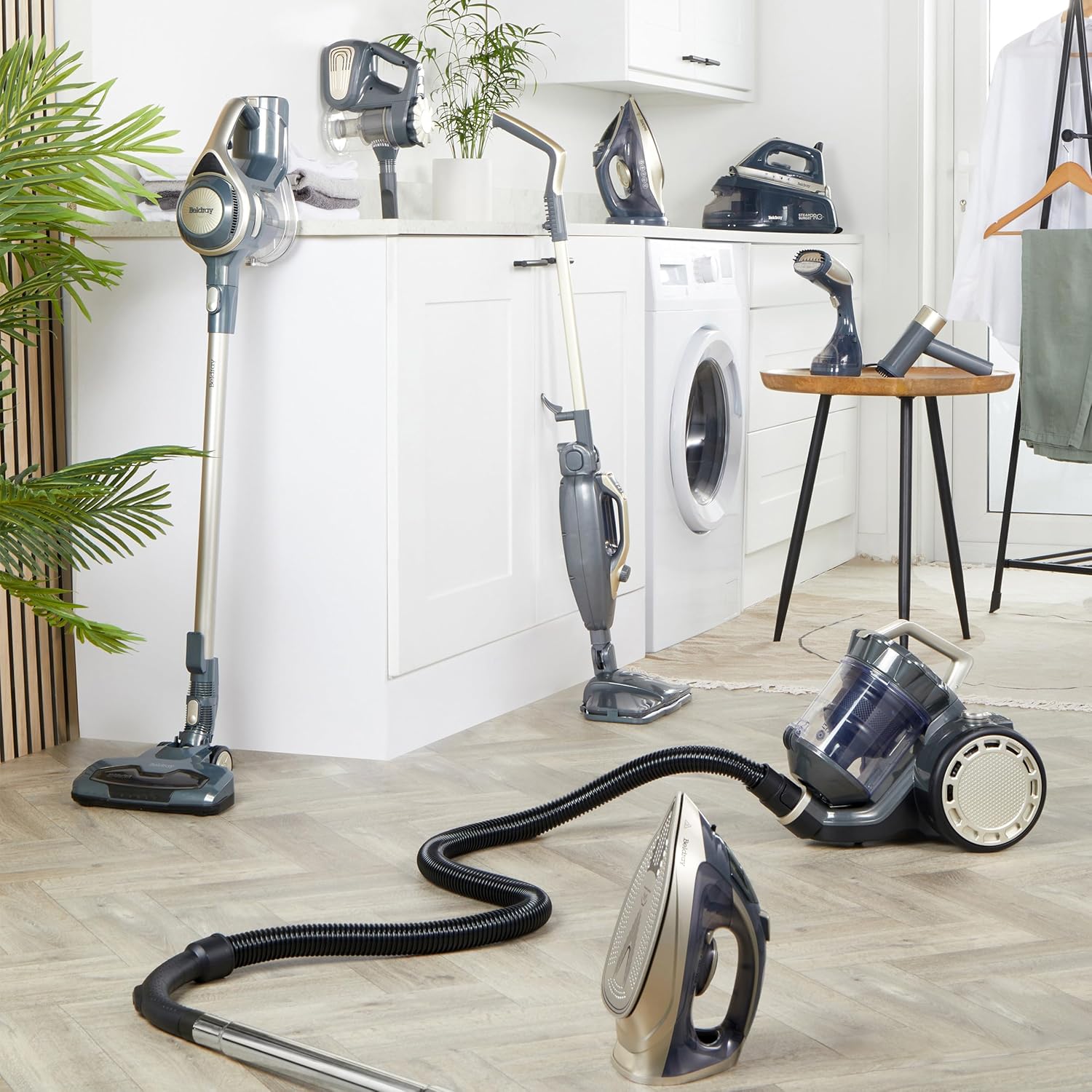 3200W Steam Iron 200g Steam Boost Ceramic Soleplate 320ml Tank