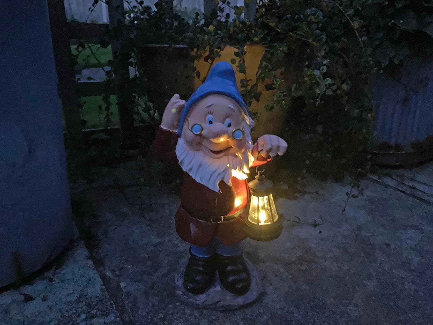 Solar Garden Gnome Light Outdoor Resin Statue LED Lantern Decor