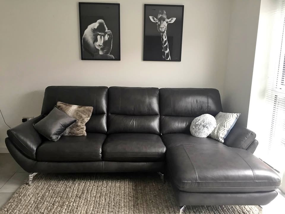 Lush Dark Grey Leather Corner Sofa (PTP)