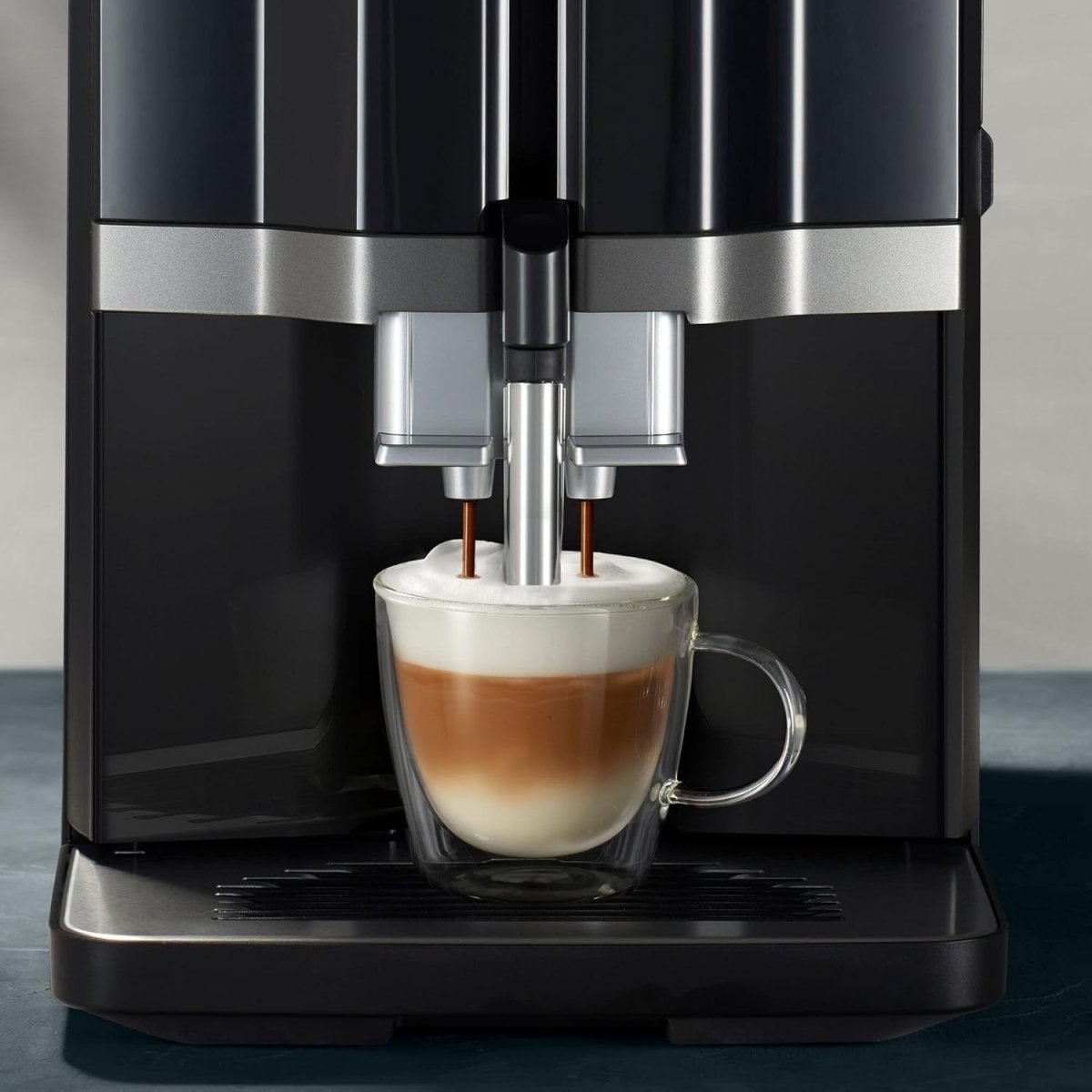 Automatic Bean - to - Cup Coffee Machine | Built - In Grinder | 1.4L | Milk Foam - Kwikley