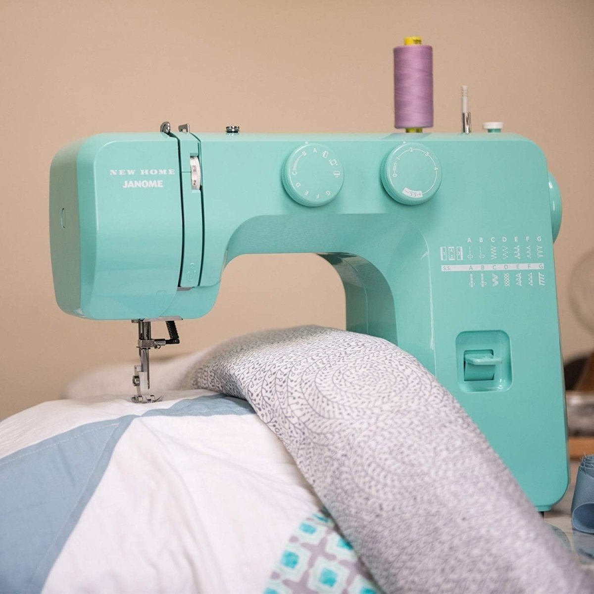 Beginner Sewing Machine 15 Stitches Metal Frame Free Arm Electric - Kwikley