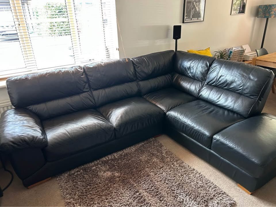 Black Puffy Luxe Leather L - Shape Sofa Corner Sofa (PTP) - Kwikley