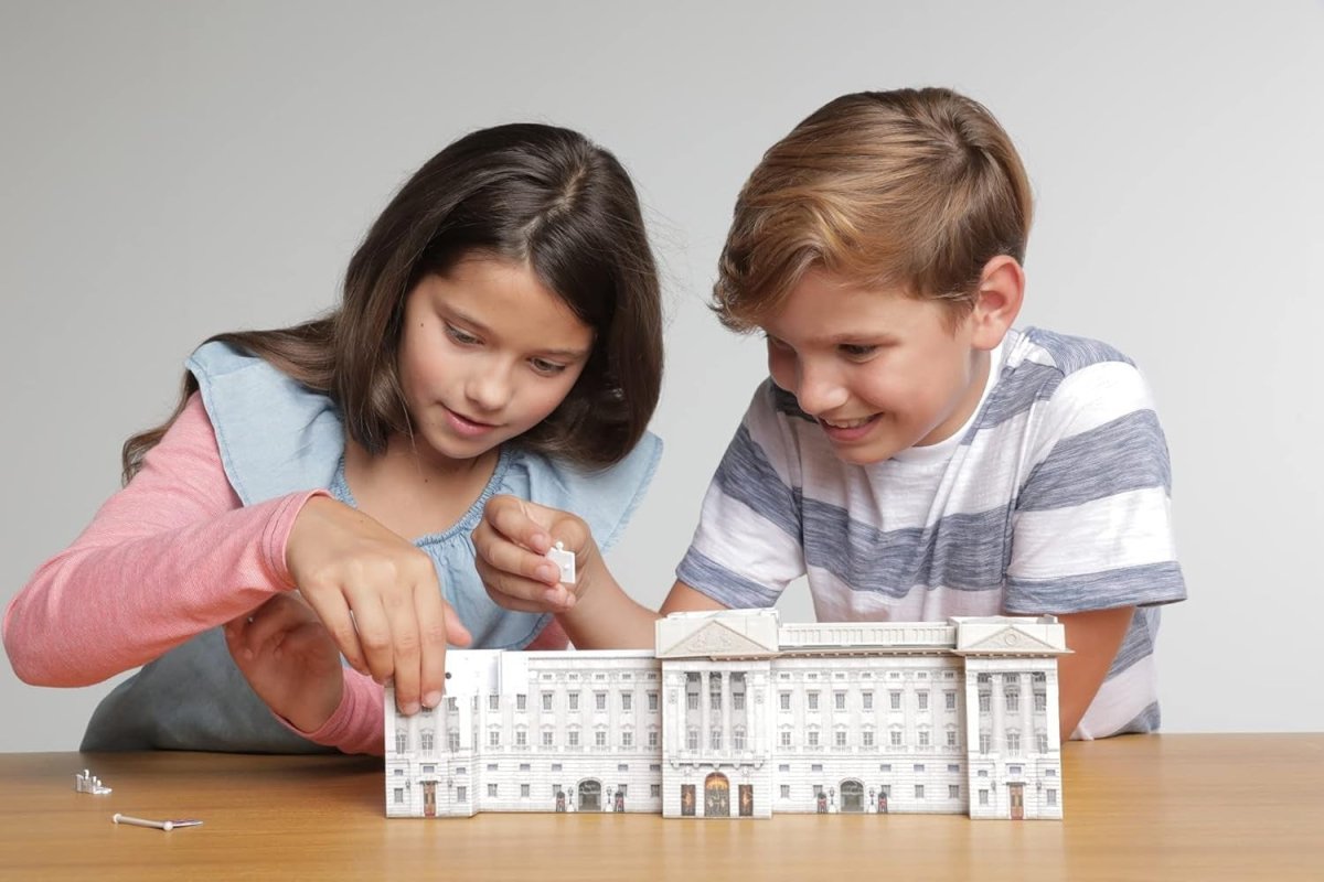 Buckingham Palace 3D Puzzle 216 Piece Building Model Kit No Glue - Kwikley