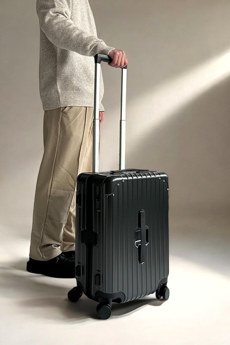 Compact Cabin Carry On Suitcase Hard Shell TSA Lock 4 Wheel Spinner Cup - Kwikley