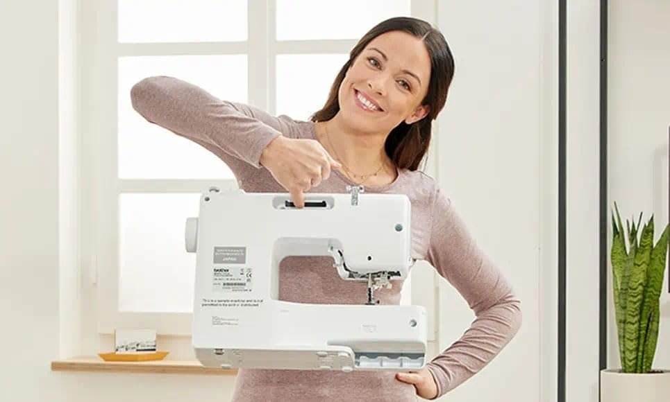 Computerised Sewing Machine 40 Stitches LCD Screen Auto Threader - Kwikley