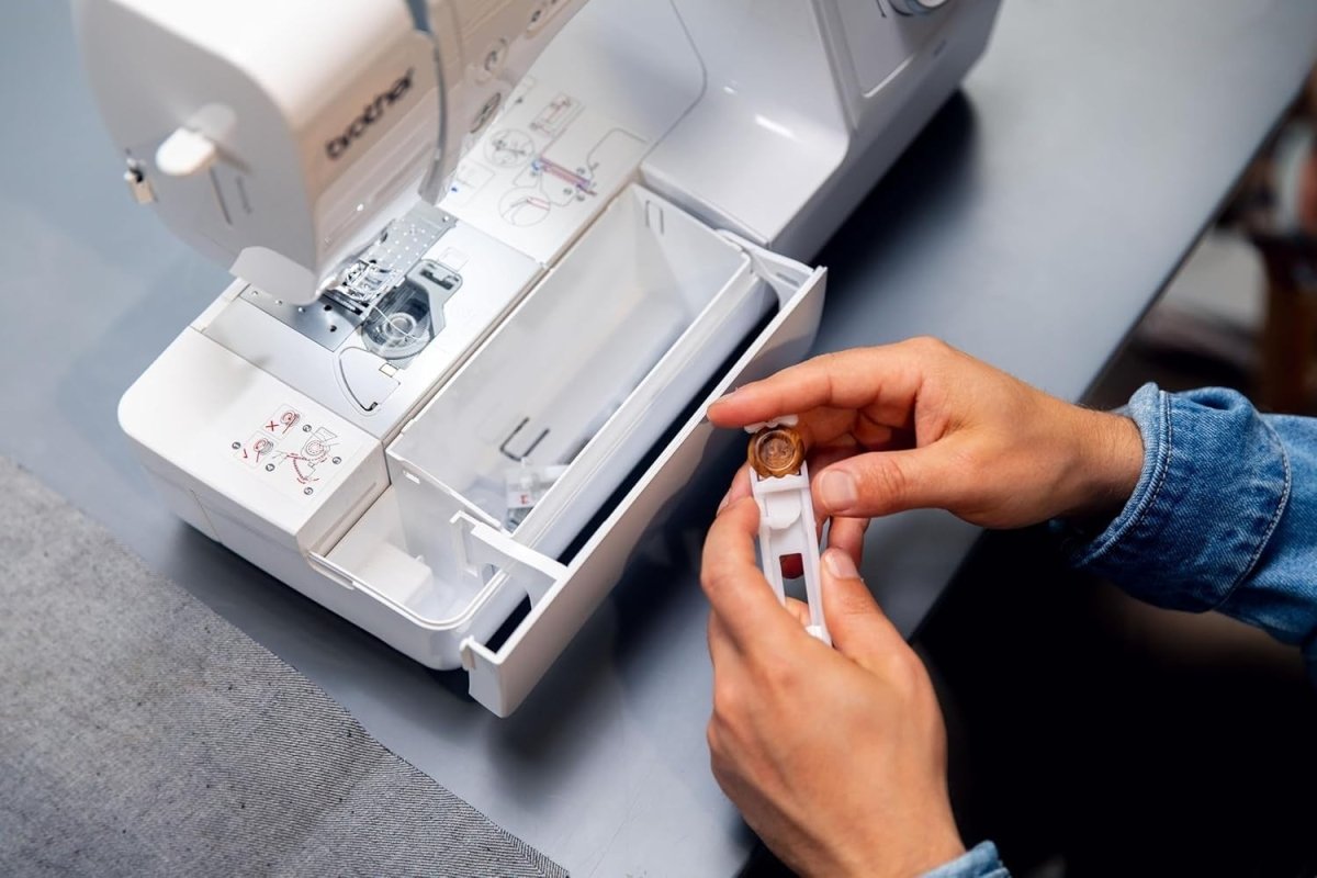 Computerised Sewing Machine 60 Stitch Auto Thread Cutter Hard Case - Kwikley