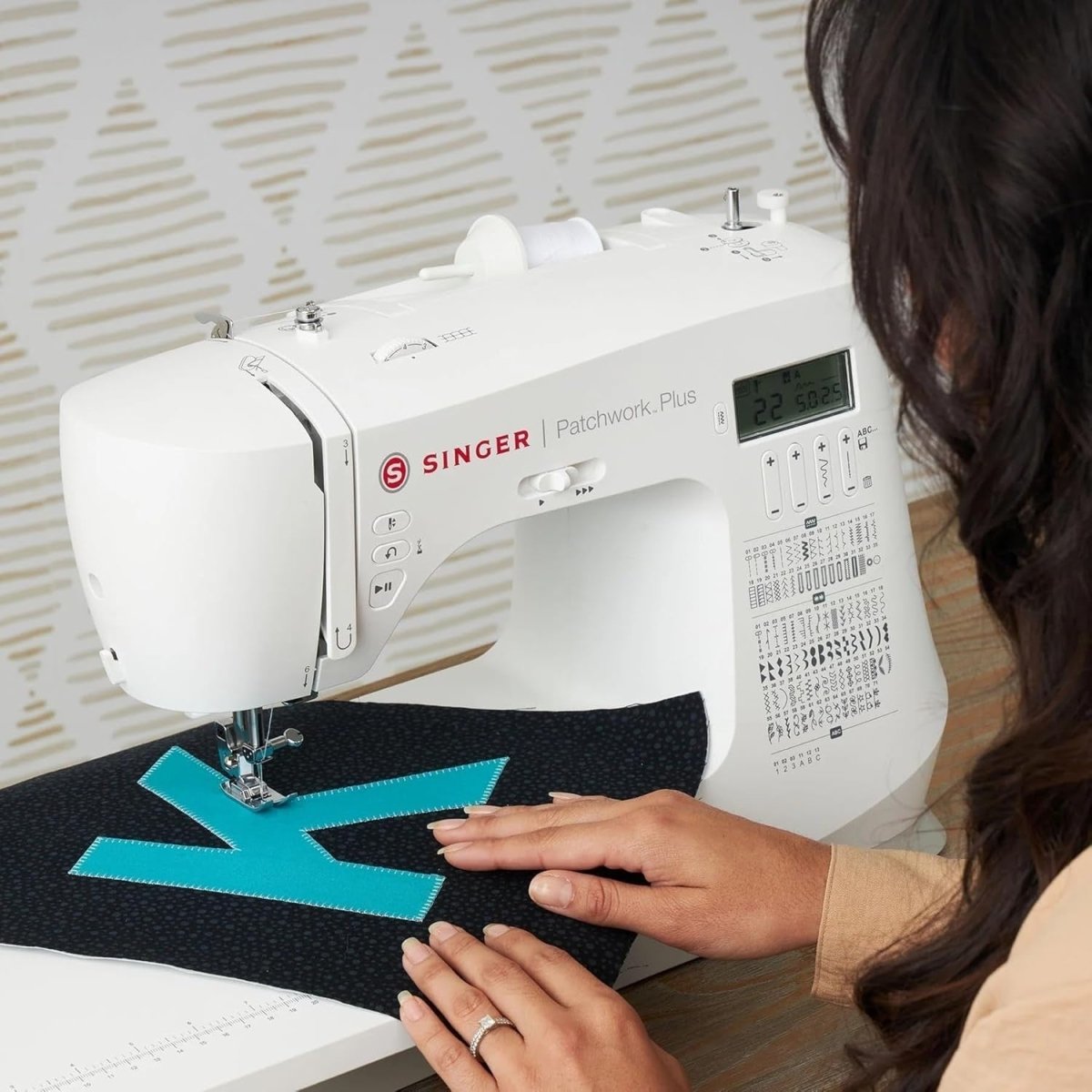 Computerized Sewing Quilting Machine 417 Stitches Lettering Control - Kwikley
